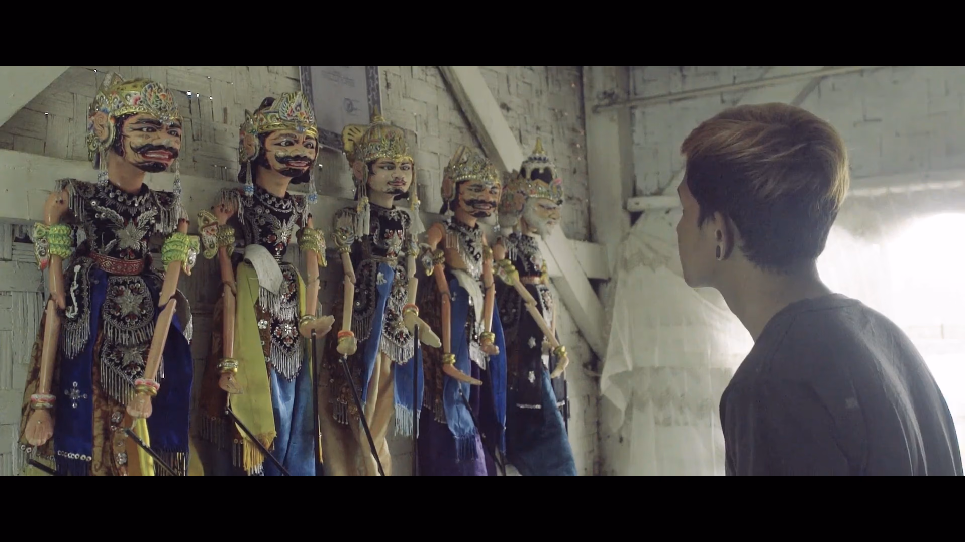 Trailer Adipati Blek