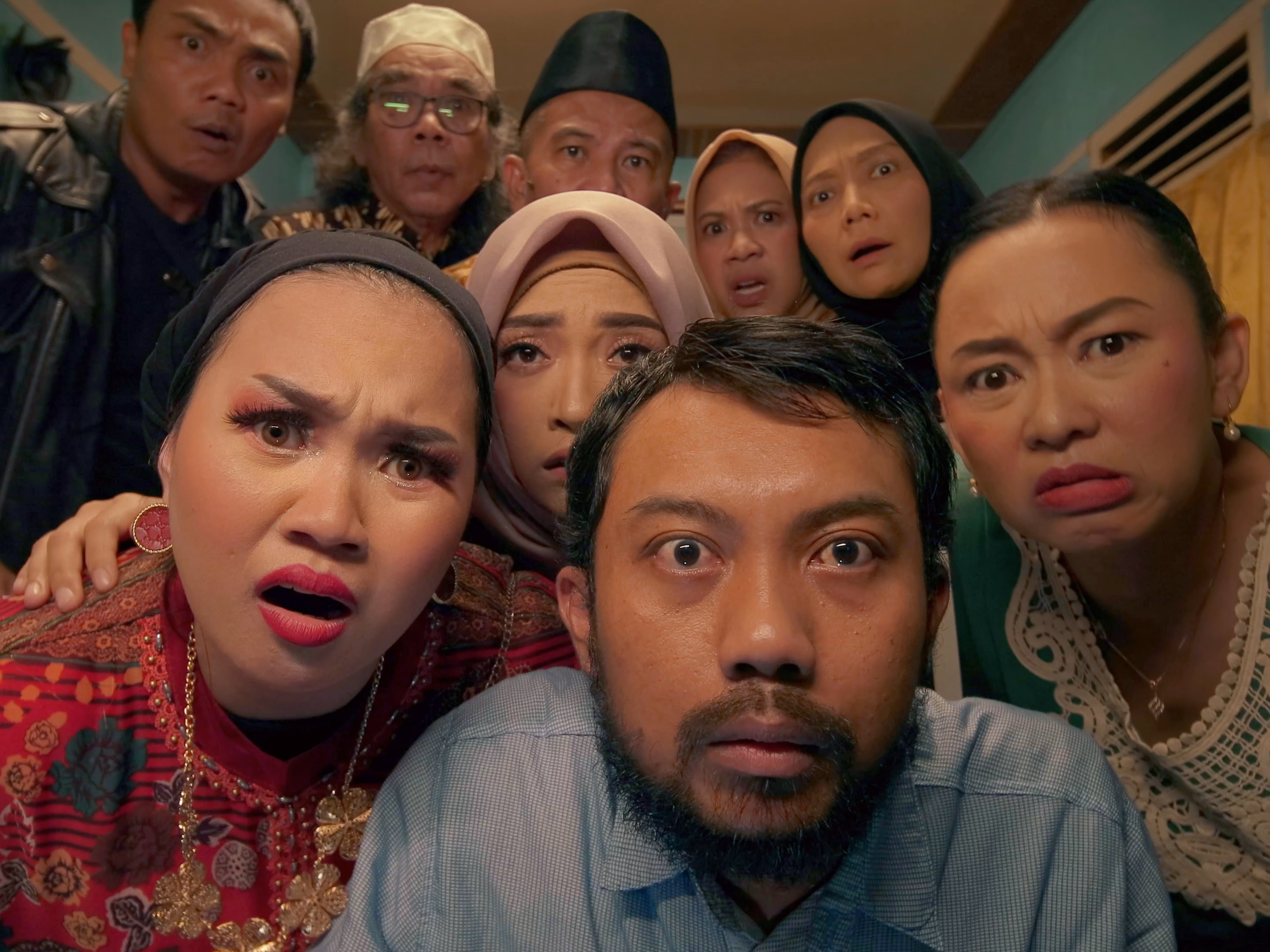 Trailer Nalika Maranehna Ngomongkeun 'Bobogaan' Urang